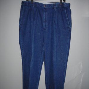 SOLD.....HAGGAR men's JEANS , Size 38 X 32, very nice condition